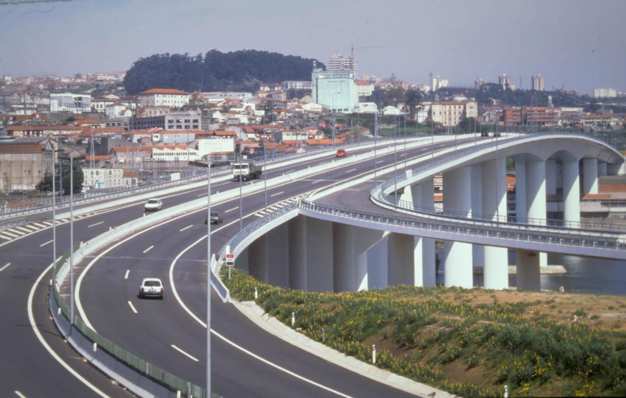 Abertura ao tráfego da Ponte do Freixo