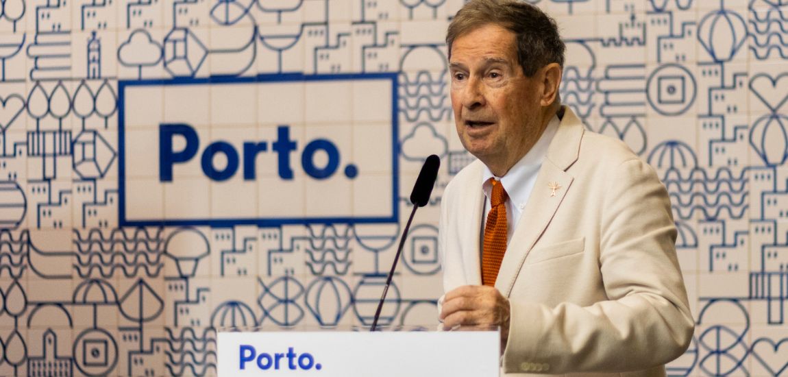 Fotografia 3 -  Arquiteto catalão Joan Busquets apresenta o Plano de Urbanização da Campanhã