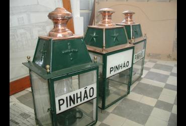 Lanternas - Estação do Pinhão