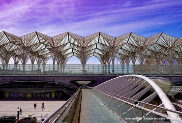 Linha do Norte. Estação Lisboa-Oriente. Fotografia de Juvenal Esteves Candeias