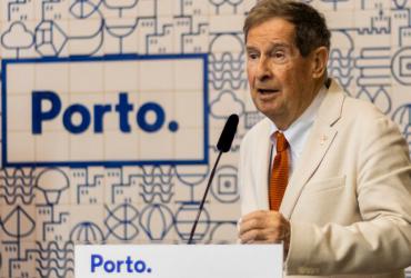 Fotografia 3 -  Arquiteto catalão Joan Busquets apresenta o Plano de Urbanização da Campanhã